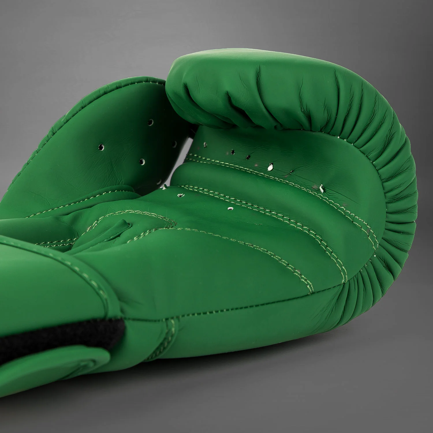 Venum Contender 1.5 Boxing Gloves - Forest Green - Image 4