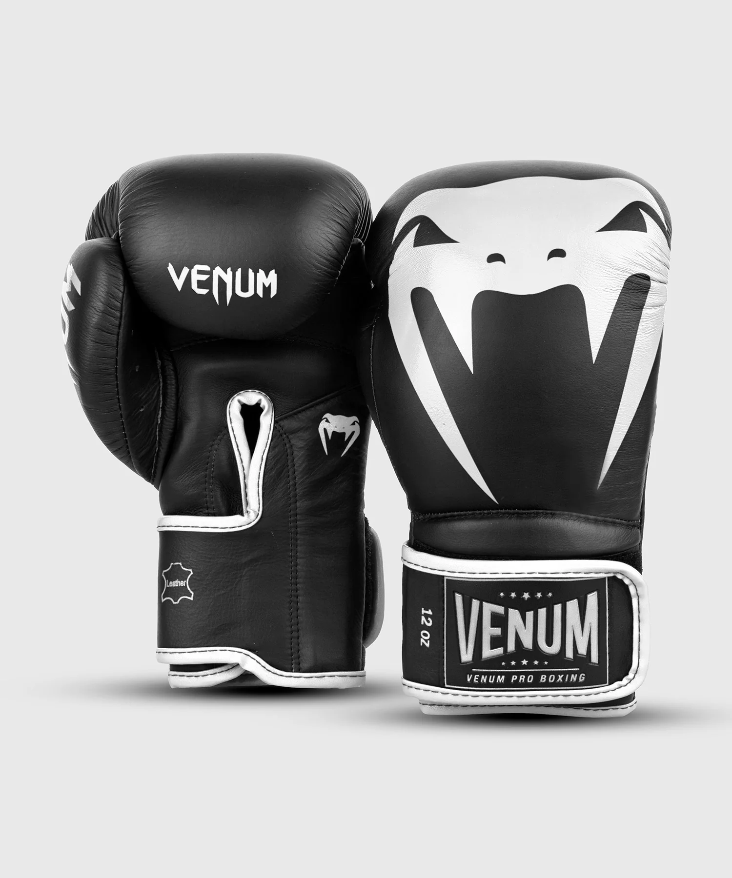 Venum Giant 2.0 Pro Boxing Gloves Velcro - Image 3
