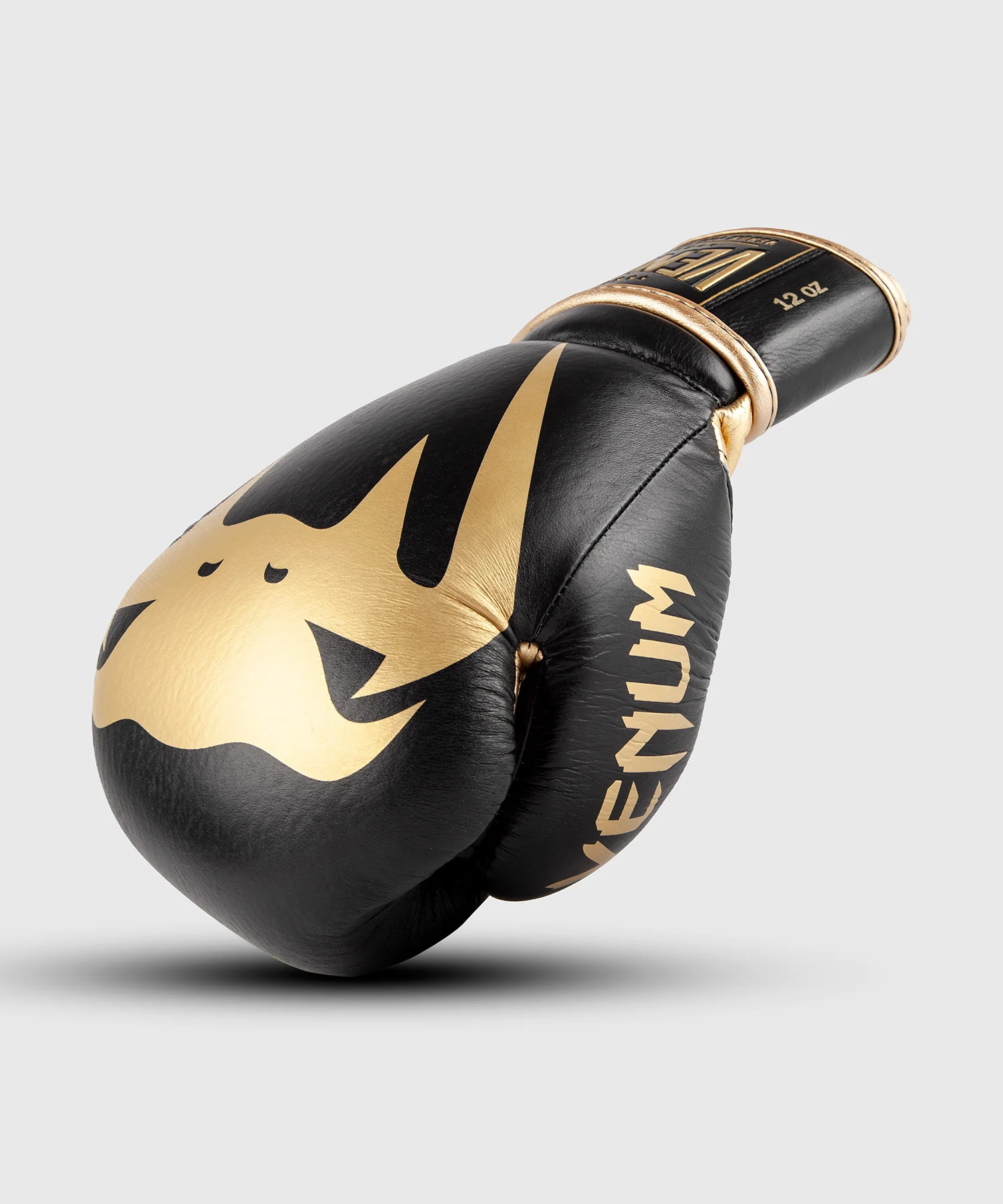 Venum Giant 2.0 Pro Boxing Gloves Velcro - Image 8